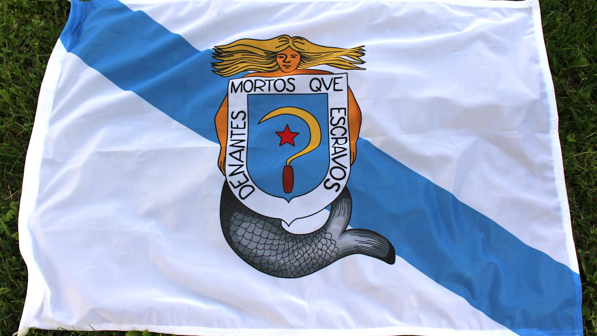 Blanca y azul: El origen de la bandera de Galicia